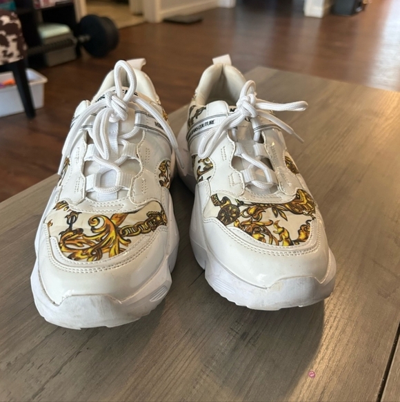 Versace Jeans Couture Sneakers – White Baroque Print - Picture 3 of 6